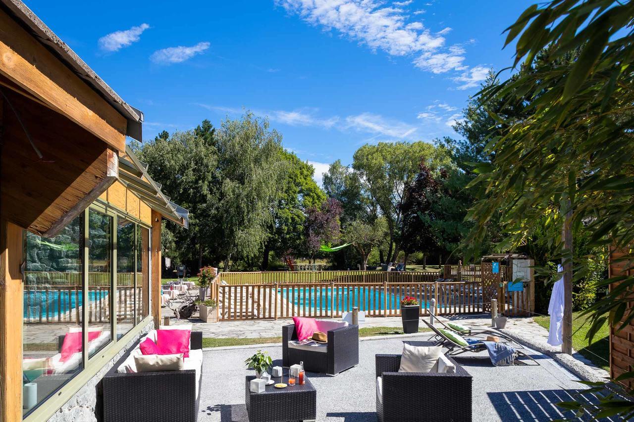Hôtel&Spa Les Bartavelles Crots Exterior foto