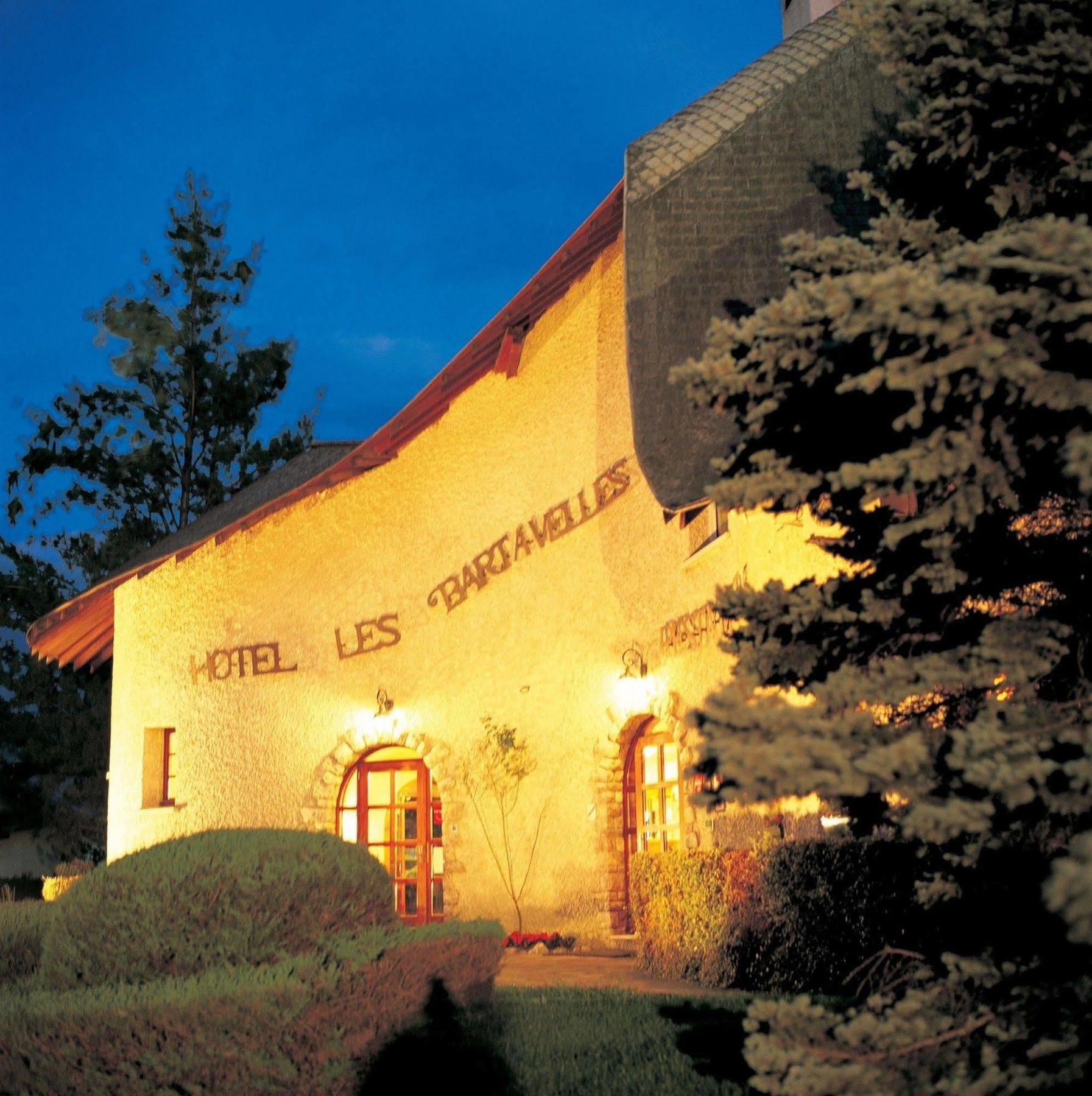 Hôtel&Spa Les Bartavelles Crots Exterior foto